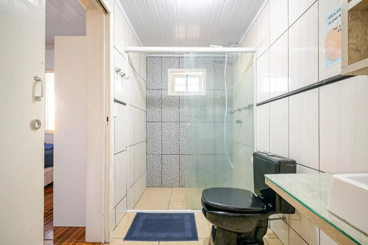 הוילה פנייה Piscina E Mar Em Unico Lugar בית נופש